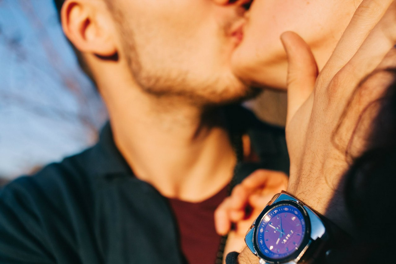 Фотосессия пары на берегу реки. Семейный и свадебный фотограф в Майкопе Михаил Мартиросян