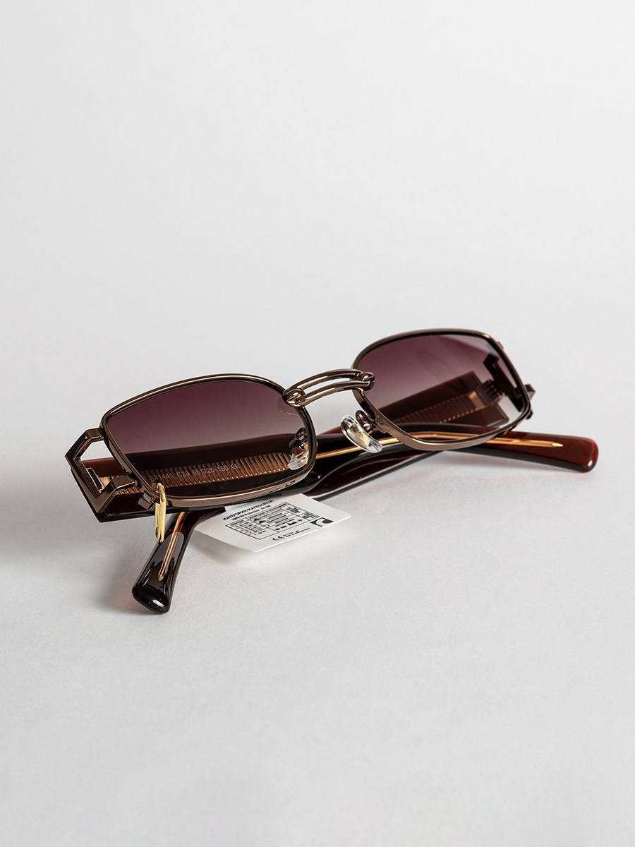 Съемка солнцезащитных очков. Фотограф в Санкт-Петербурге