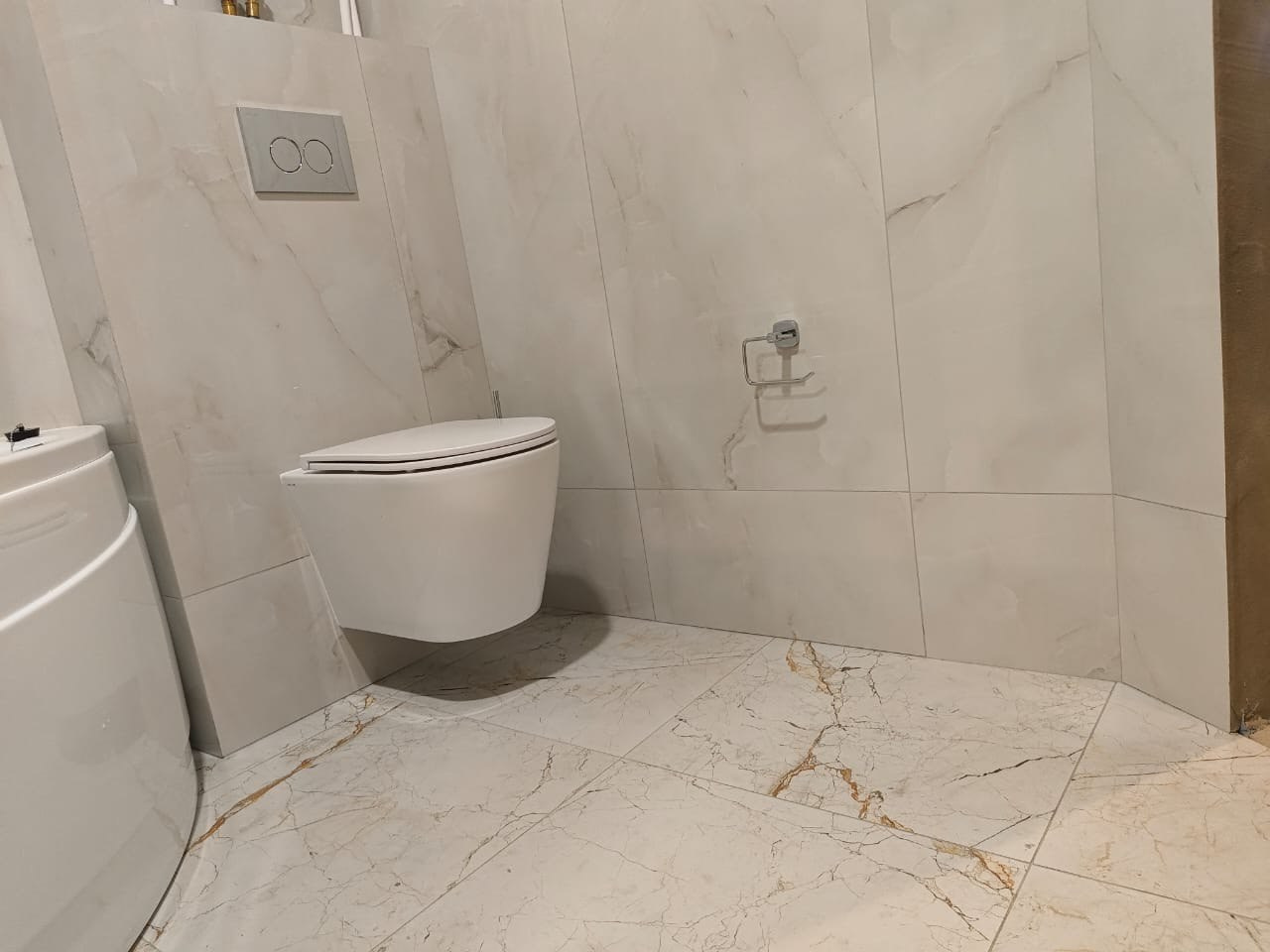 Ванная комната (ул. Симонова д. 11). Ремонт санузла, туалета, ванной под ключ в Казани. Укладка плитки