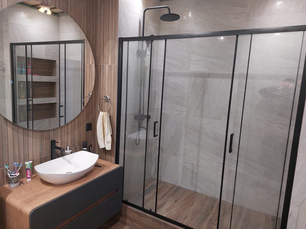 Ванная комната (Высокогорский р-н ТСН Семиозерские сады). Ремонт санузла, туалета, ванной под ключ в Казани. Укладка плитки