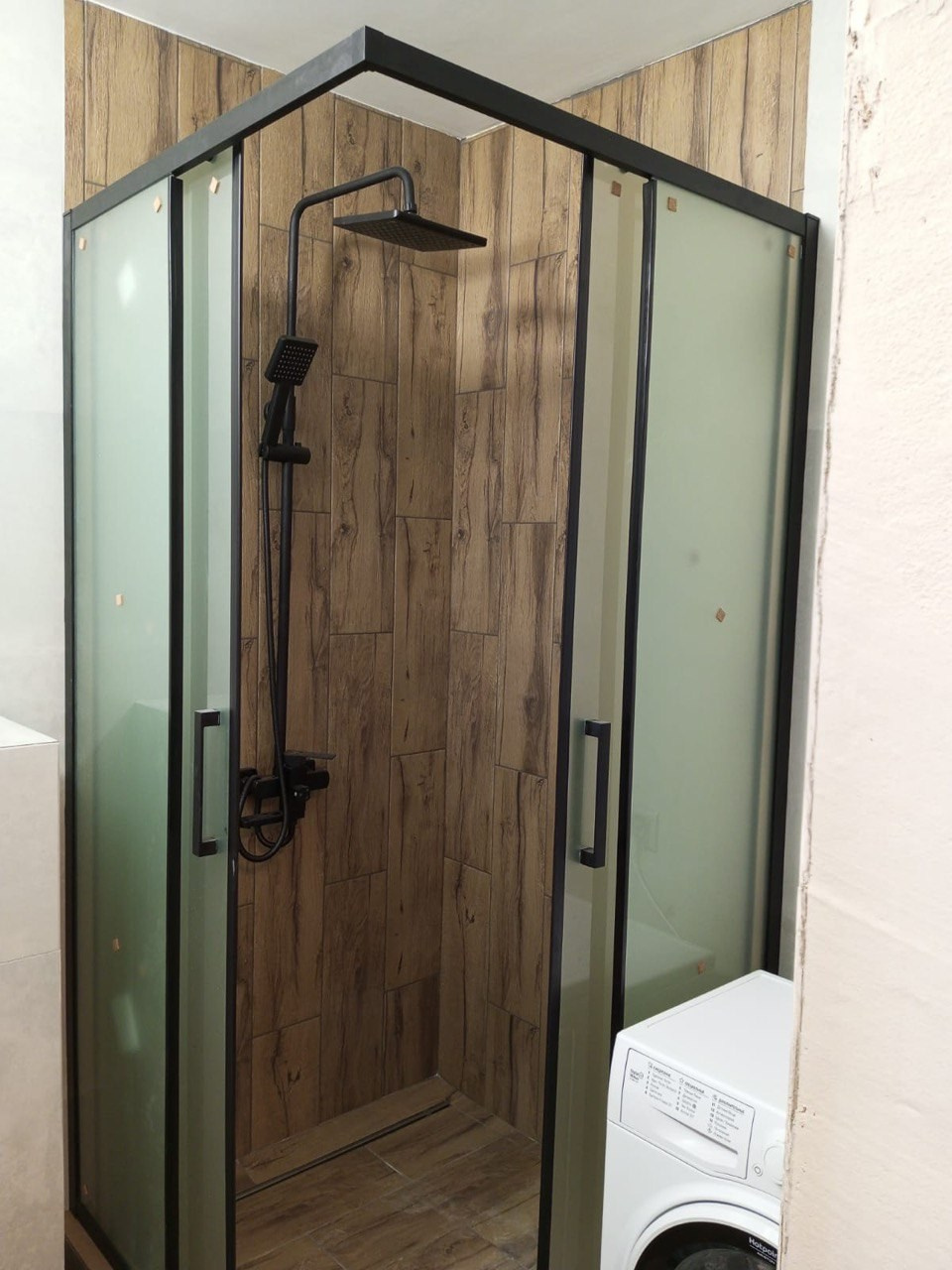 Ванная комната (ул. Арсланова д. 11). Ремонт санузла, туалета, ванной под ключ в Казани. Укладка плитки