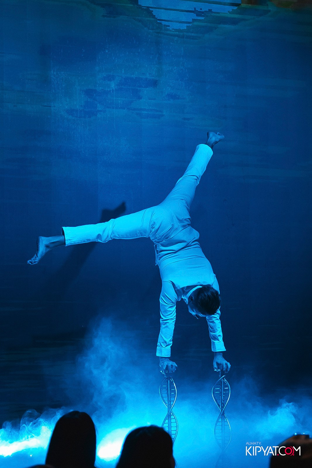 QUEEN. КИПЯТКОМ АЛМАТЫ!