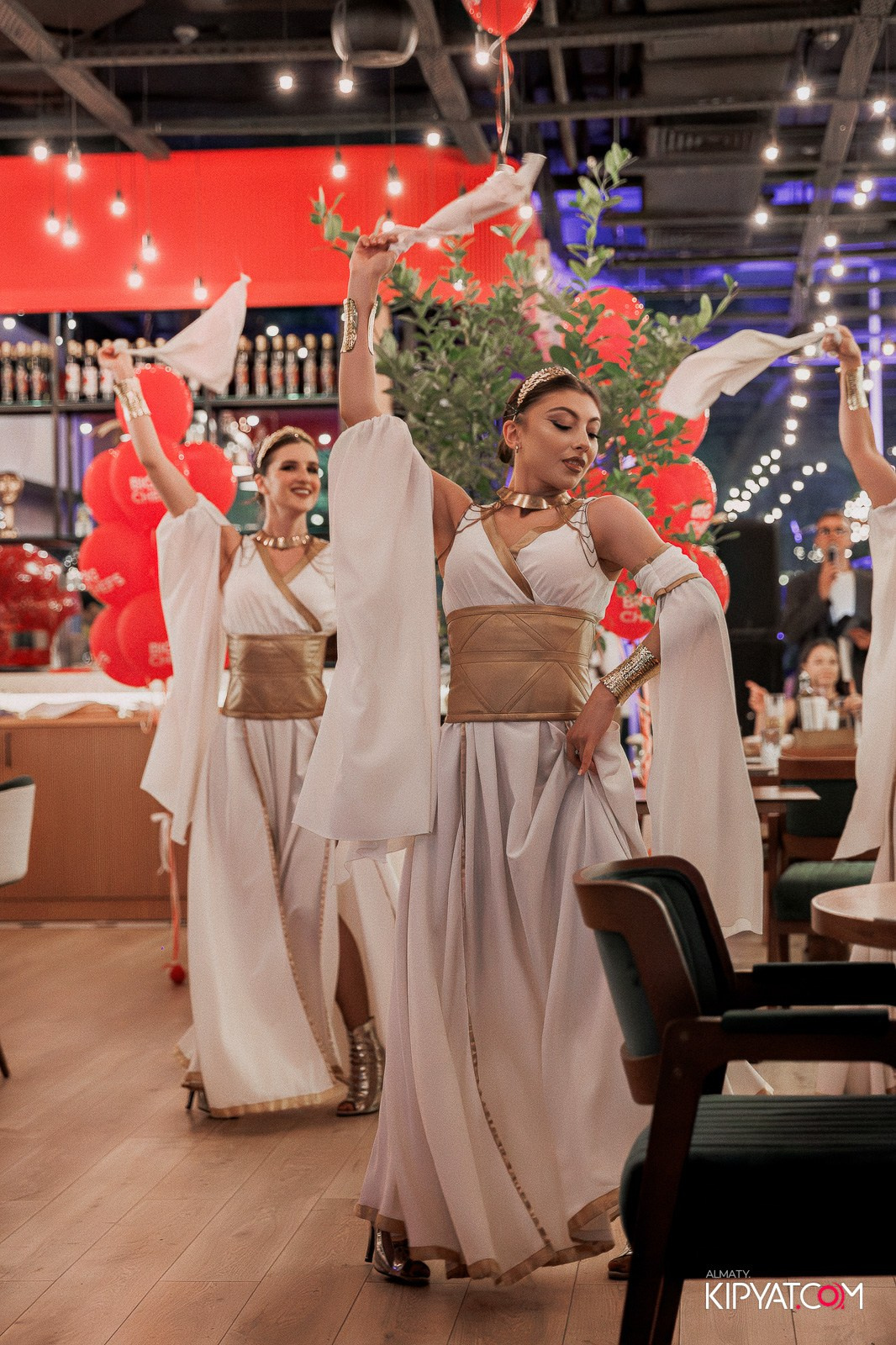 ОФИЦИАЛЬНОЕ ОТКРЫТИЕ РЕСТОРАНА BIG CHEFS. КИПЯТКОМ АЛМАТЫ!