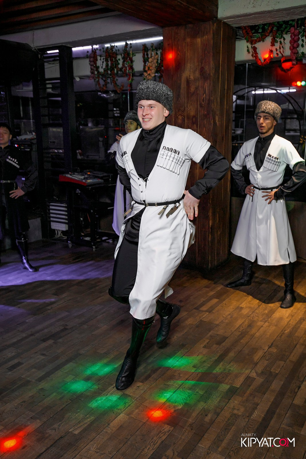 ВАХТАНГУРИ. КИПЯТКОМ АЛМАТЫ! Фотосъемка мероприятий в Алматы