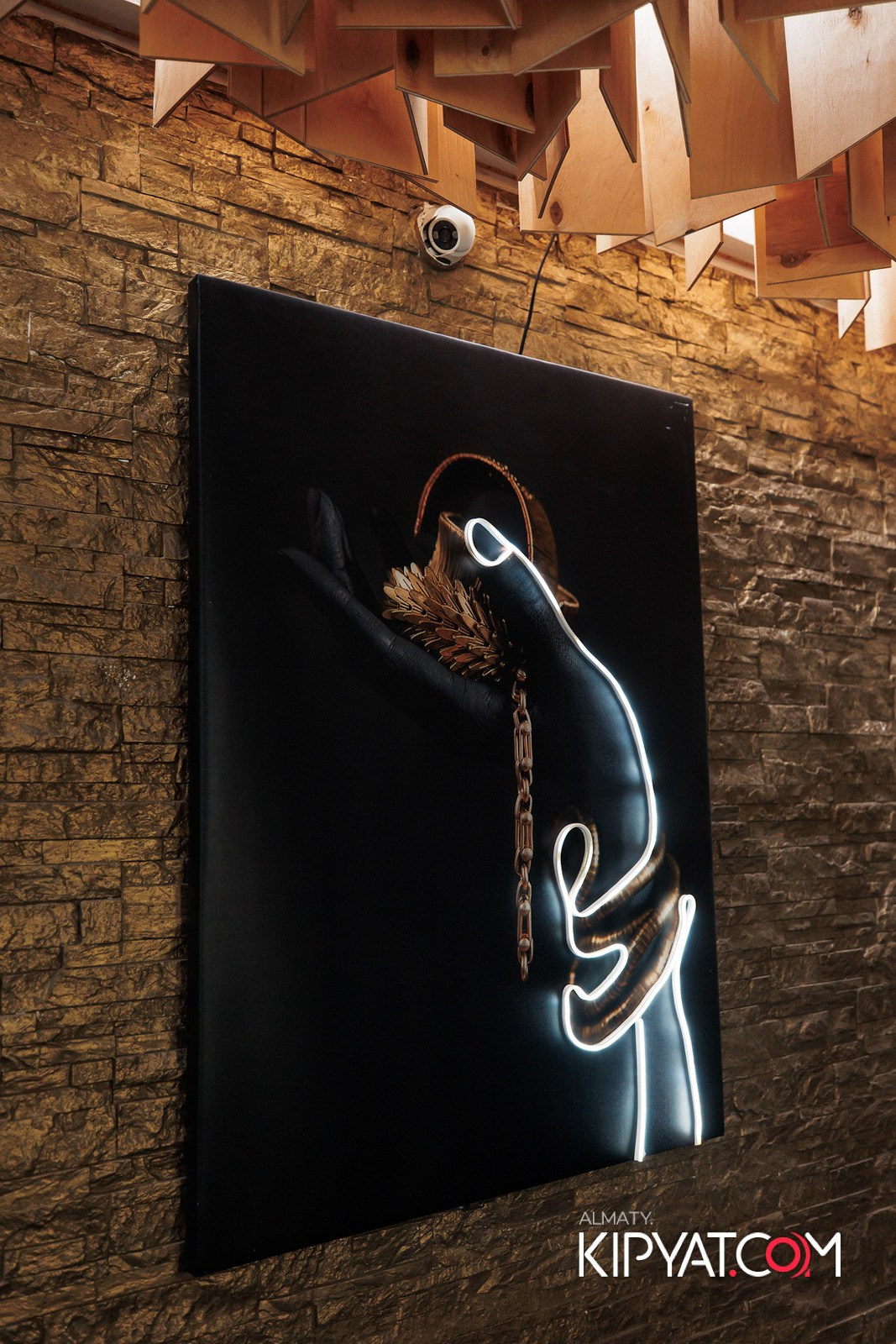 УХО И МЕДВЕДЬ НА САИНА. КИПЯТКОМ АЛМАТЫ!