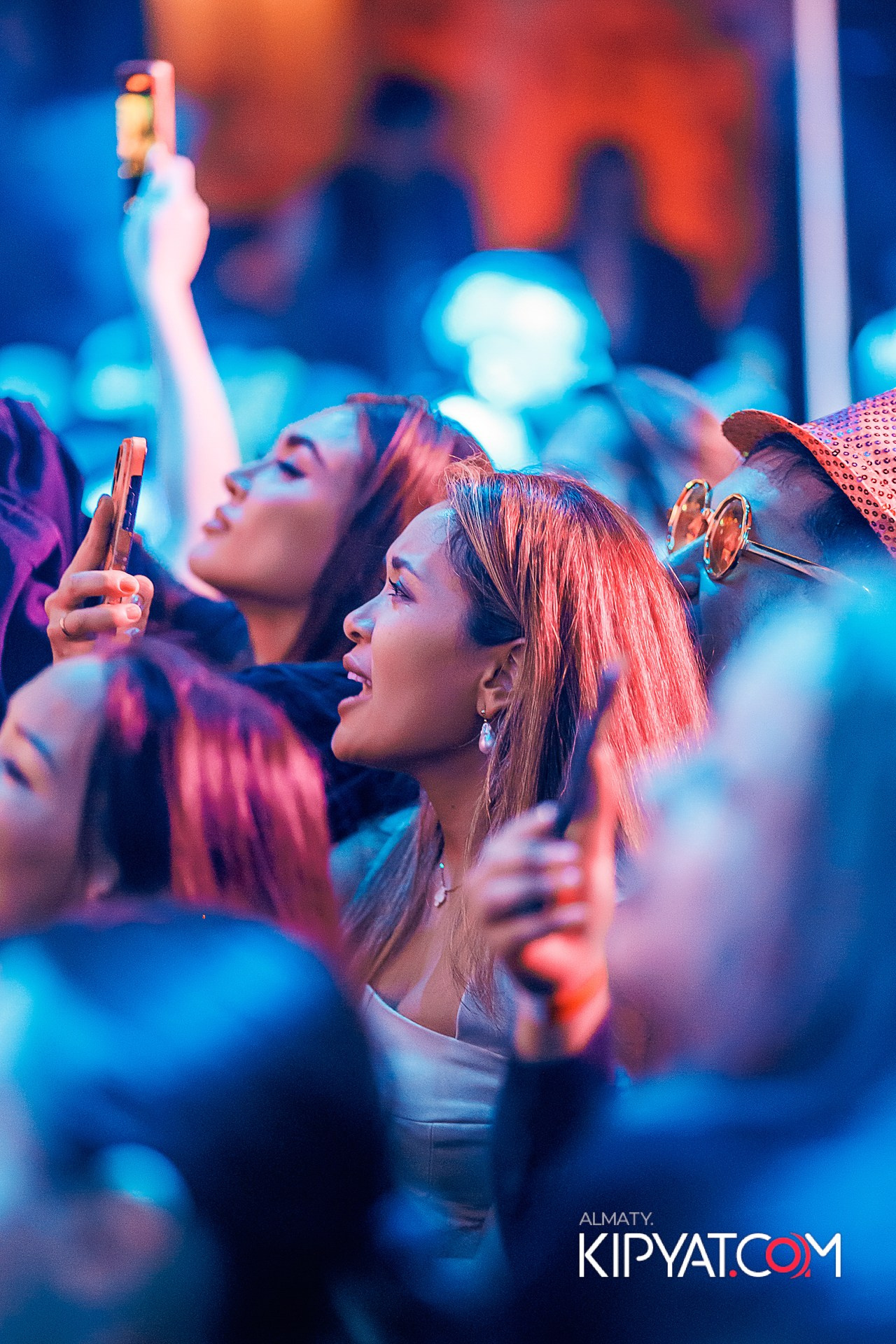 SANTA BARBARA — ВЫСТУПЛЕНИЕ ГРУППЫ REFLEX. КИПЯТКОМ АЛМАТЫ!