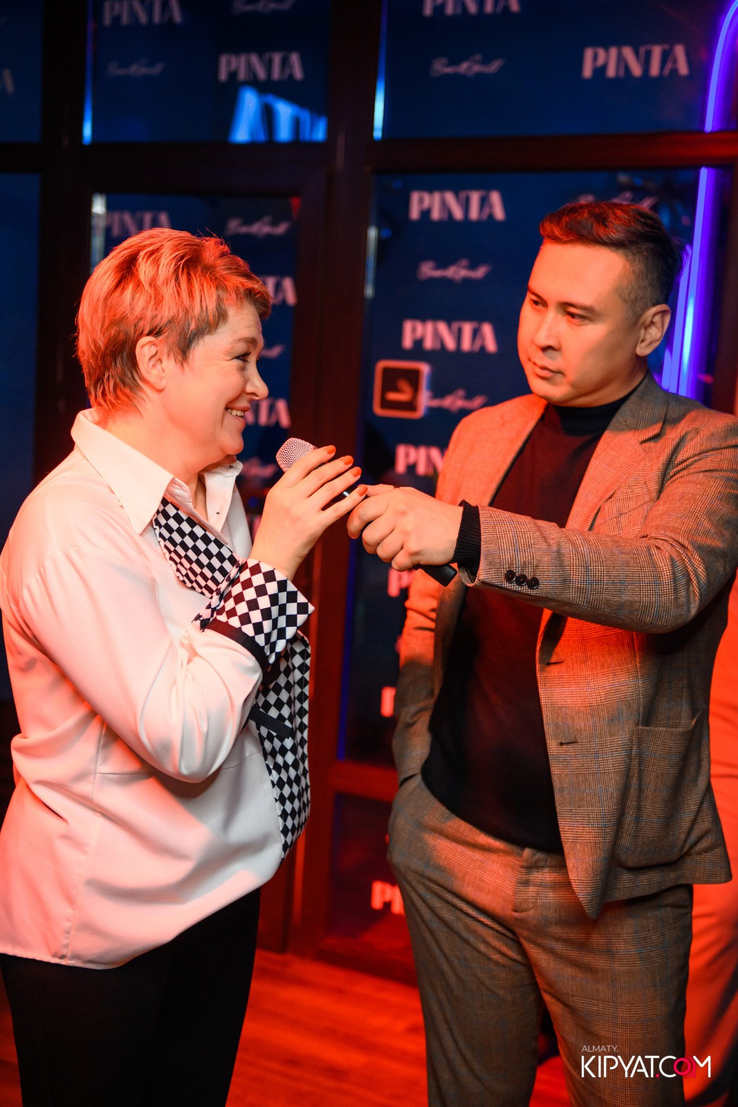 ПИНТА НА АЛТЫНСАРИНА. КИПЯТКОМ АЛМАТЫ! Фотосъемка мероприятий в Алматы