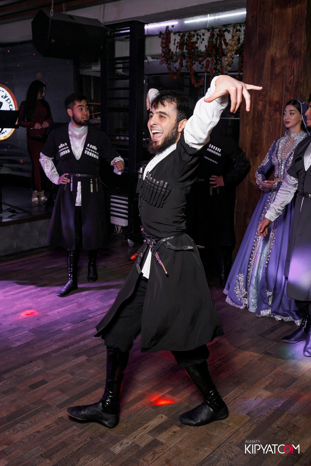 ВАХТАНГУРИ. КИПЯТКОМ АЛМАТЫ!