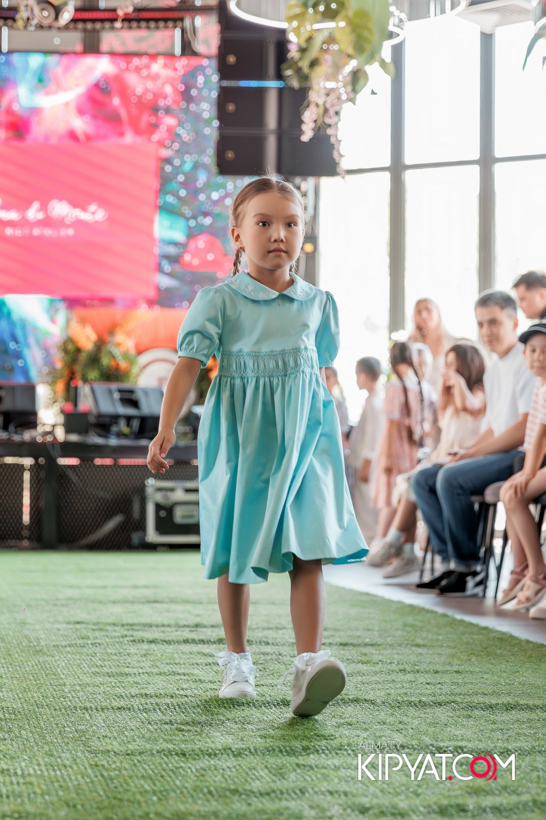 PROM KIDS FASHION SHOW. КИПЯТКОМ АЛМАТЫ!
