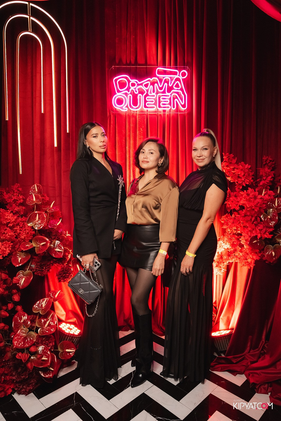 QUEEN. КИПЯТКОМ АЛМАТЫ!