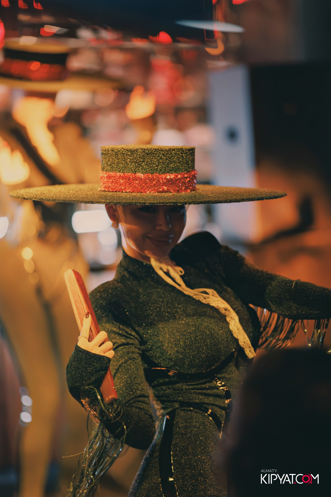 MOOD KARAOKE & TERRACE. КИПЯТКОМ АЛМАТЫ!