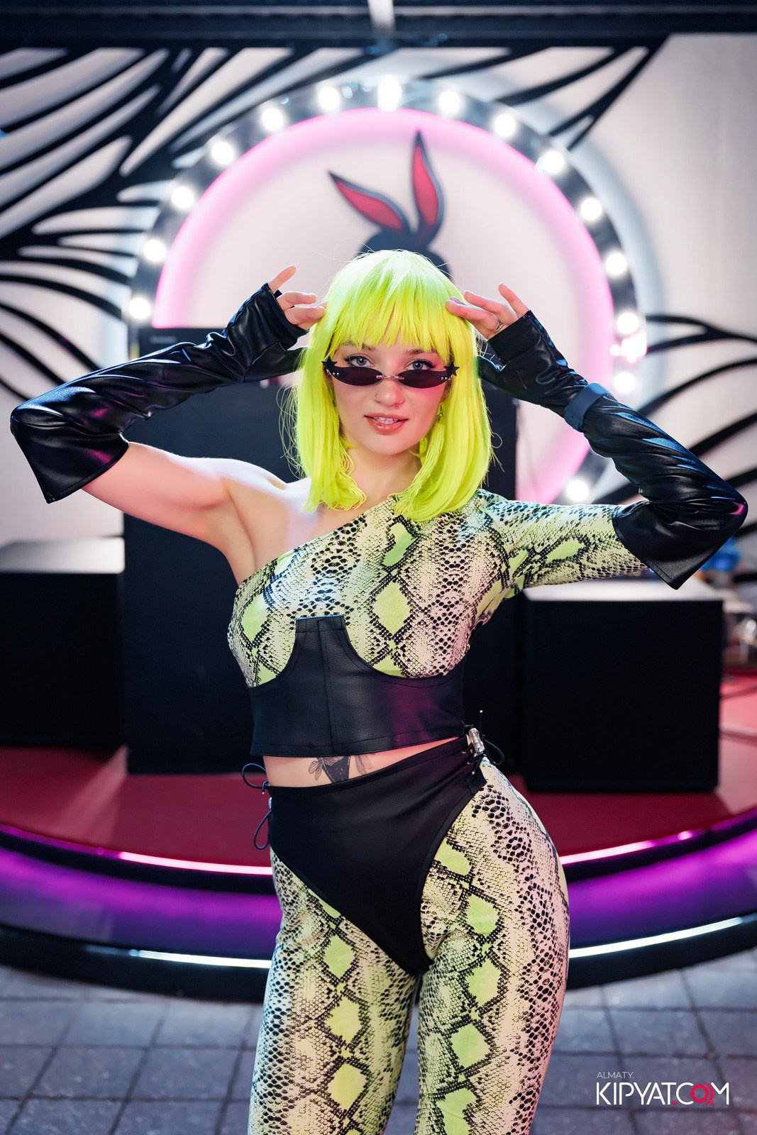 ЗАЯ, НА БИС. КИПЯТКОМ АЛМАТЫ!