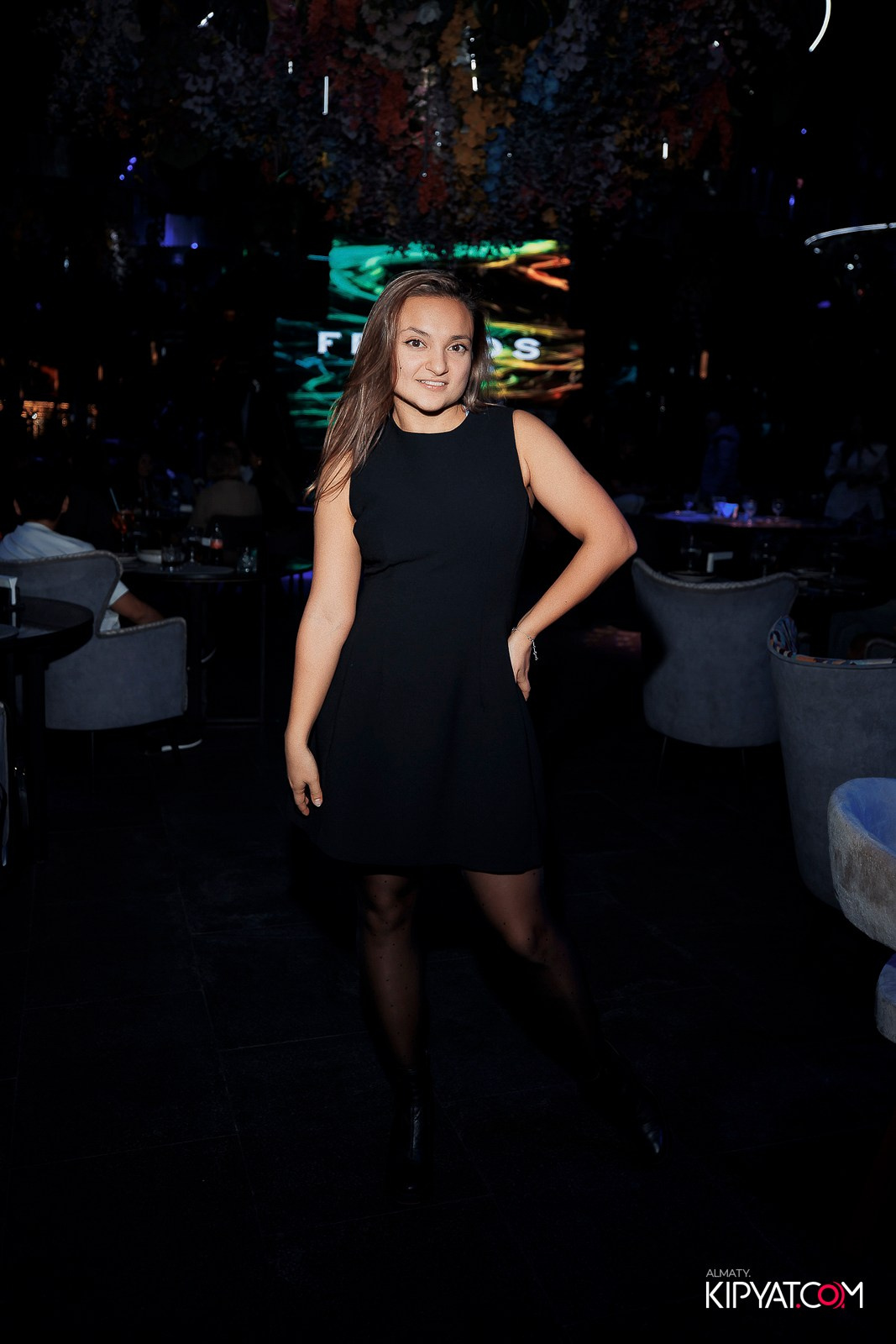 FRIENDS BAR & TERRACE. КИПЯТКОМ АЛМАТЫ!