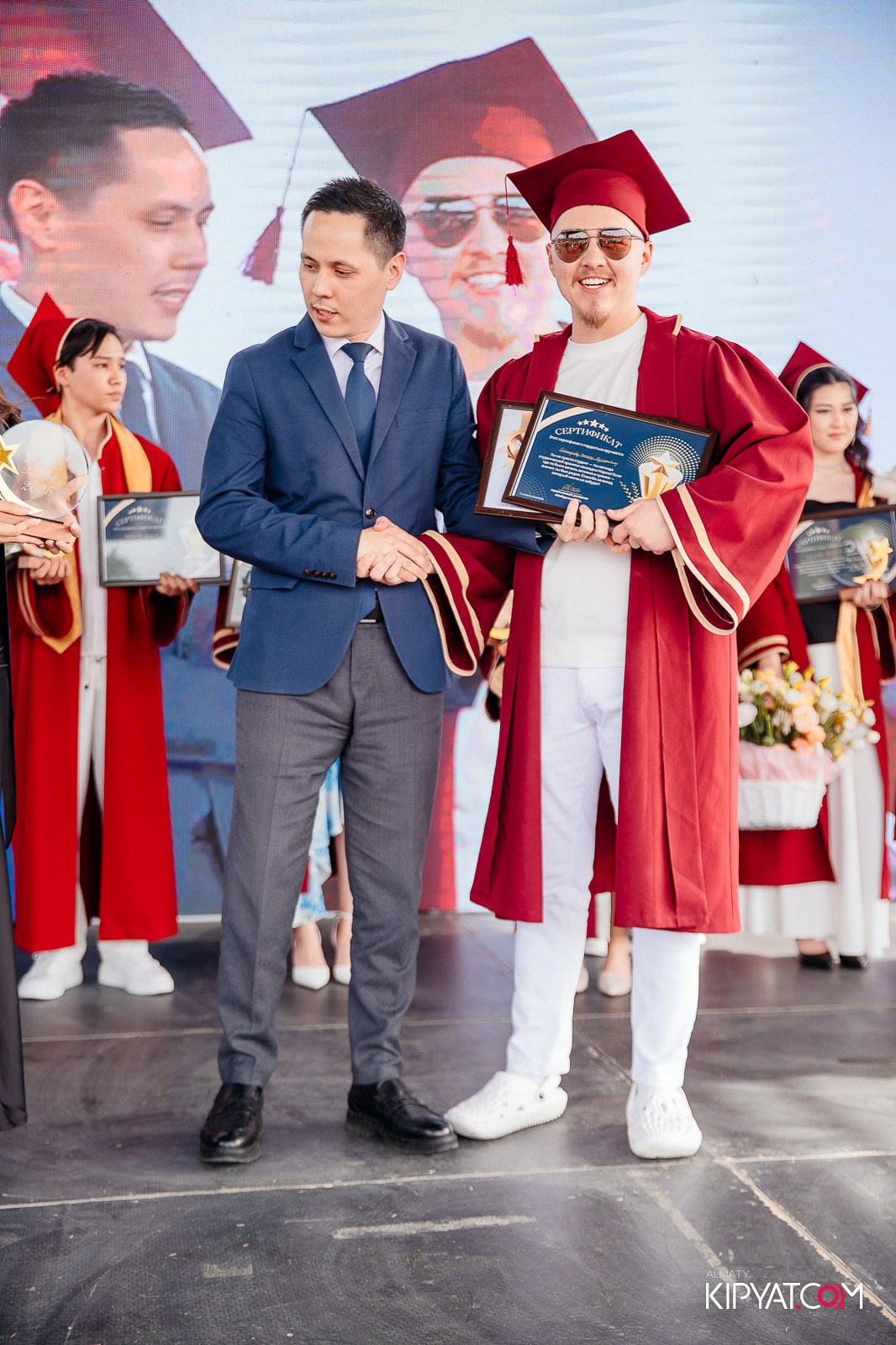 ВРУЧЕНИЕ ДИПЛОМОВ — НАРХОЗ КОЛЛЕДЖ. Part 4. КИПЯТКОМ АЛМАТЫ!