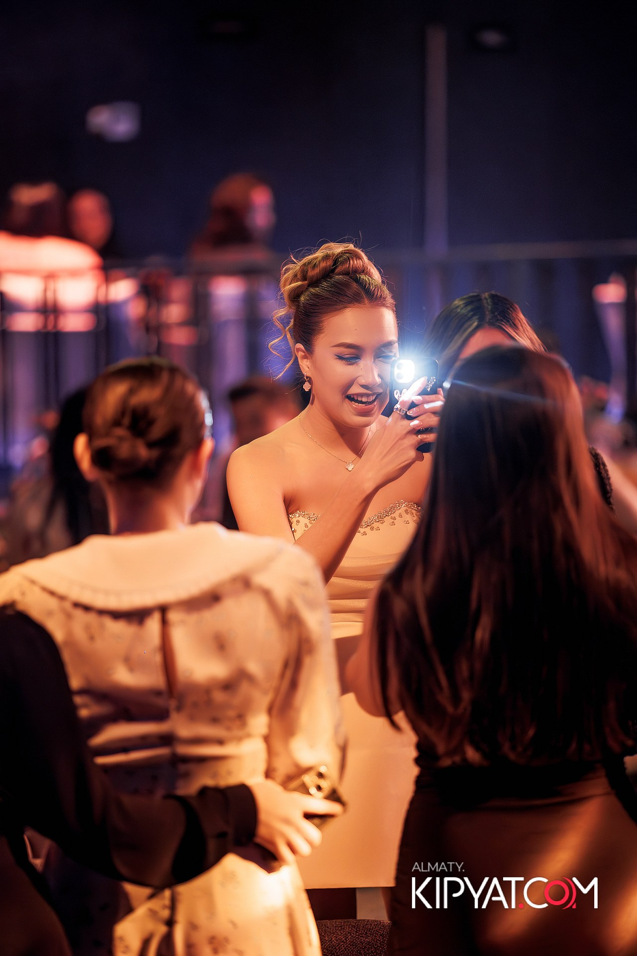 QUEEN. КИПЯТКОМ АЛМАТЫ!