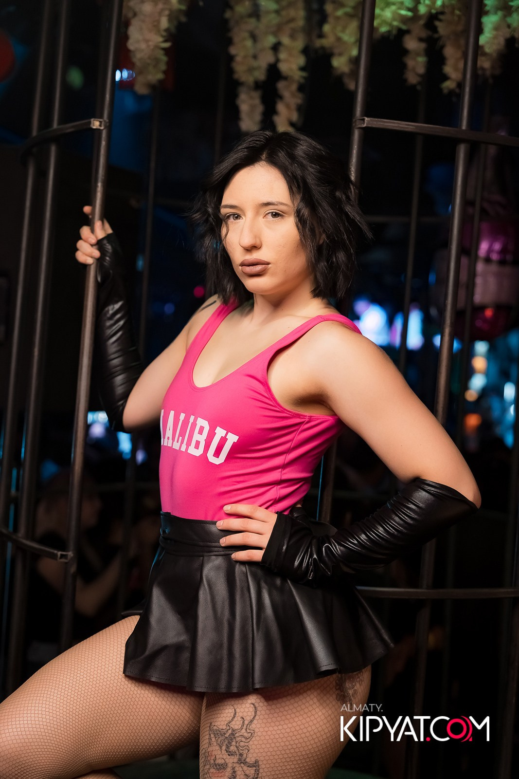 UYAT EMES BAR. КИПЯТКОМ АЛМАТЫ!