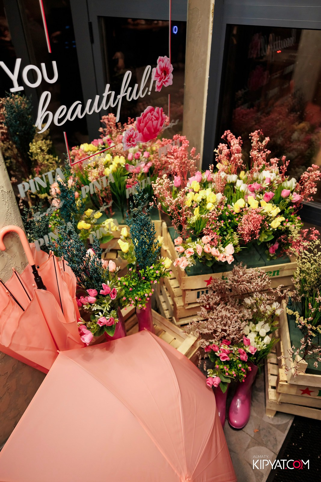 ПИНТА НА СЕЙФУЛЛИНА. КИПЯТКОМ АЛМАТЫ! Фотосъемка мероприятий в Алматы