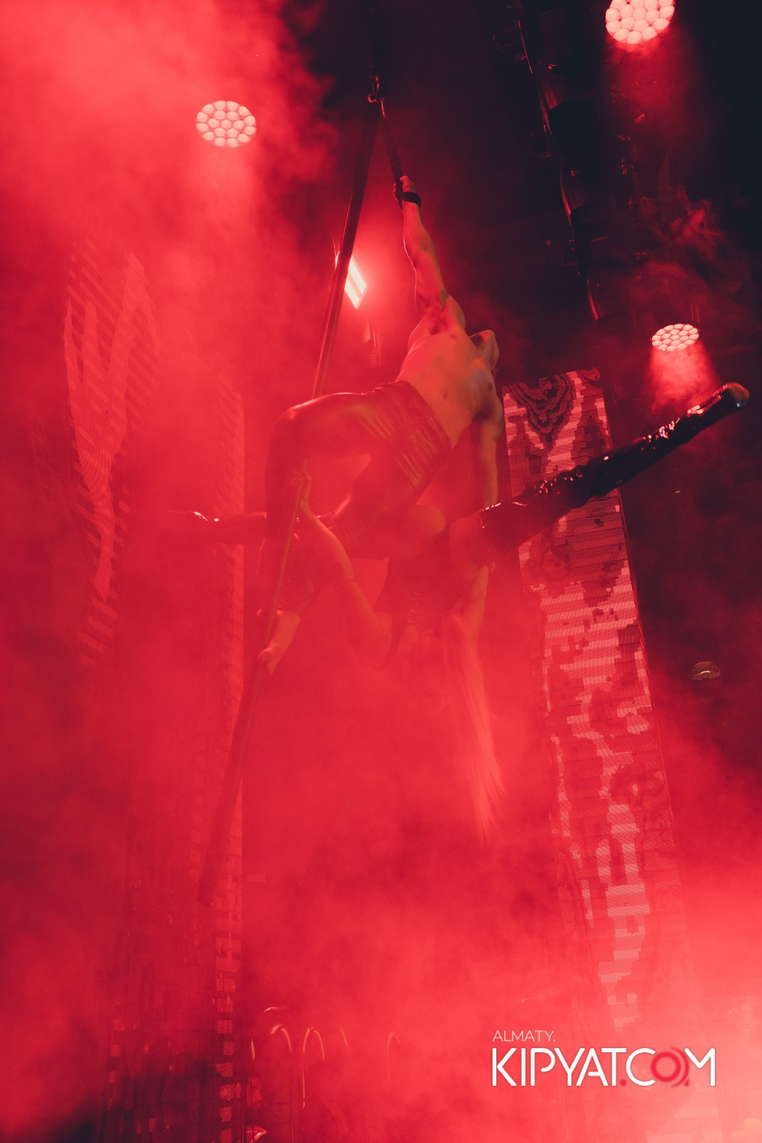 QUEEN. КИПЯТКОМ АЛМАТЫ!