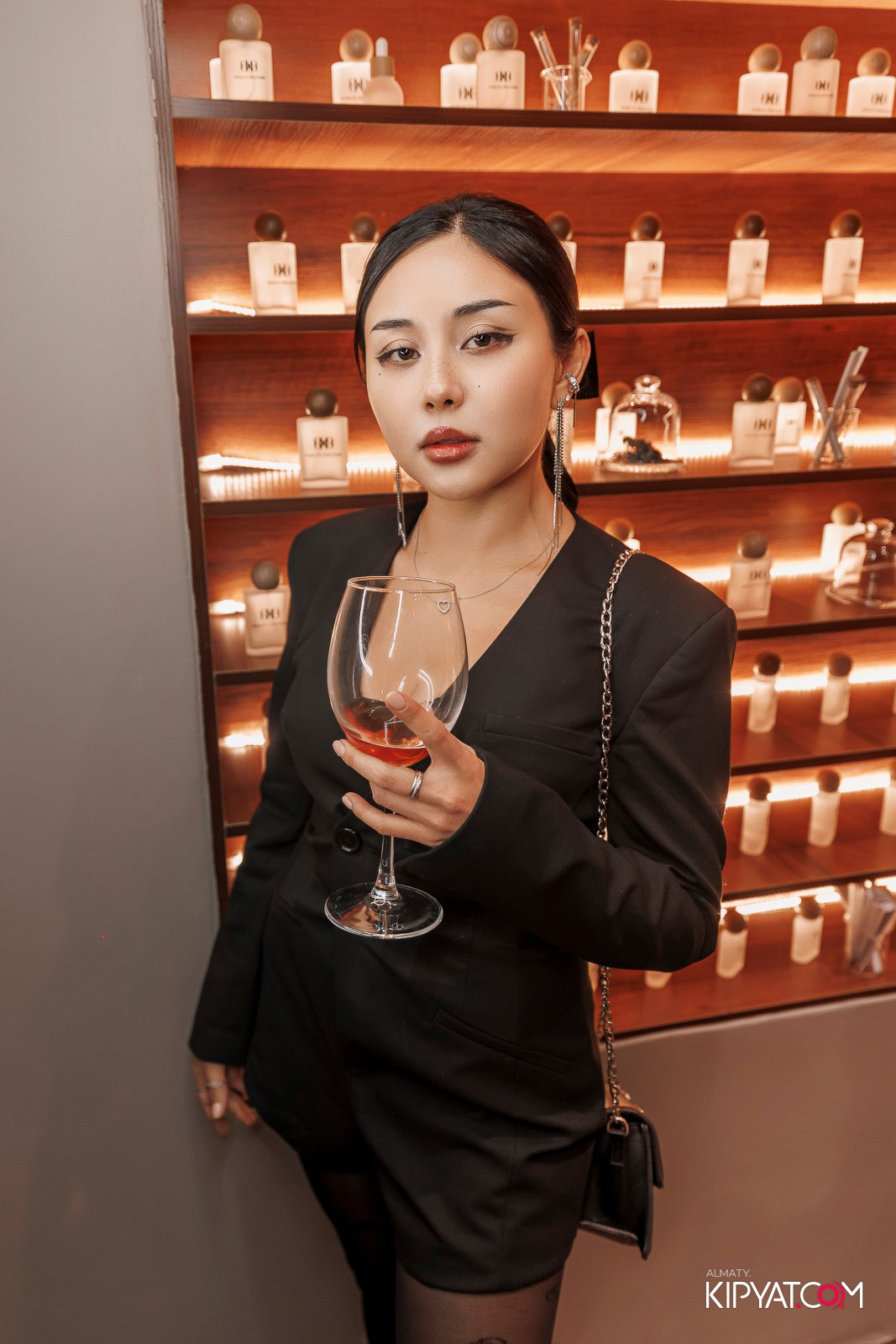 ОТКРЫТИЕ ПАРФЮМЕРНОГО ДОМА MAISON PERFUME. КИПЯТКОМ АЛМАТЫ!