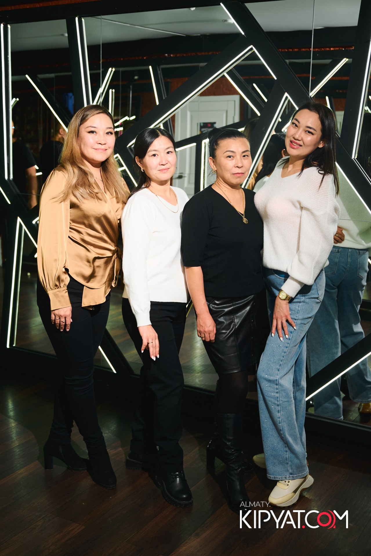 УХО И МЕДВЕДЬ НА САИНА. КИПЯТКОМ АЛМАТЫ!