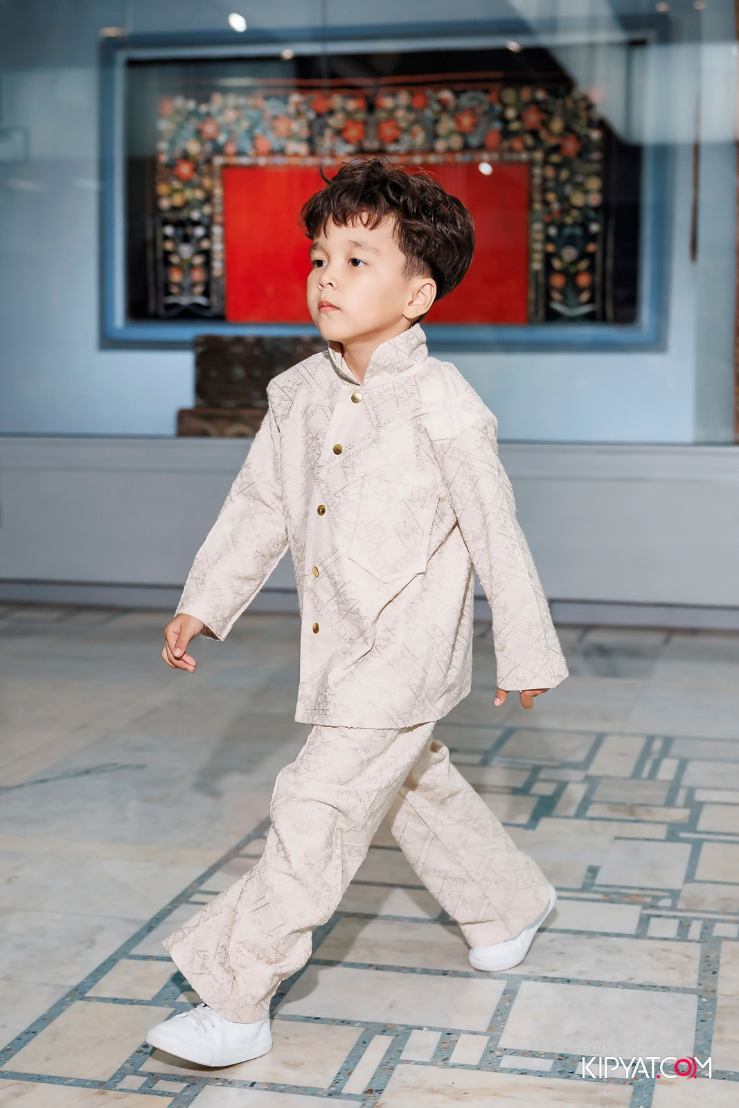 JUNIOR MODELS SHOW. ПЕРФОМАНС НОЧЬ В МУЗЕЕ. КИПЯТКОМ АЛМАТЫ! Фотосъемка мероприятий в Алматы