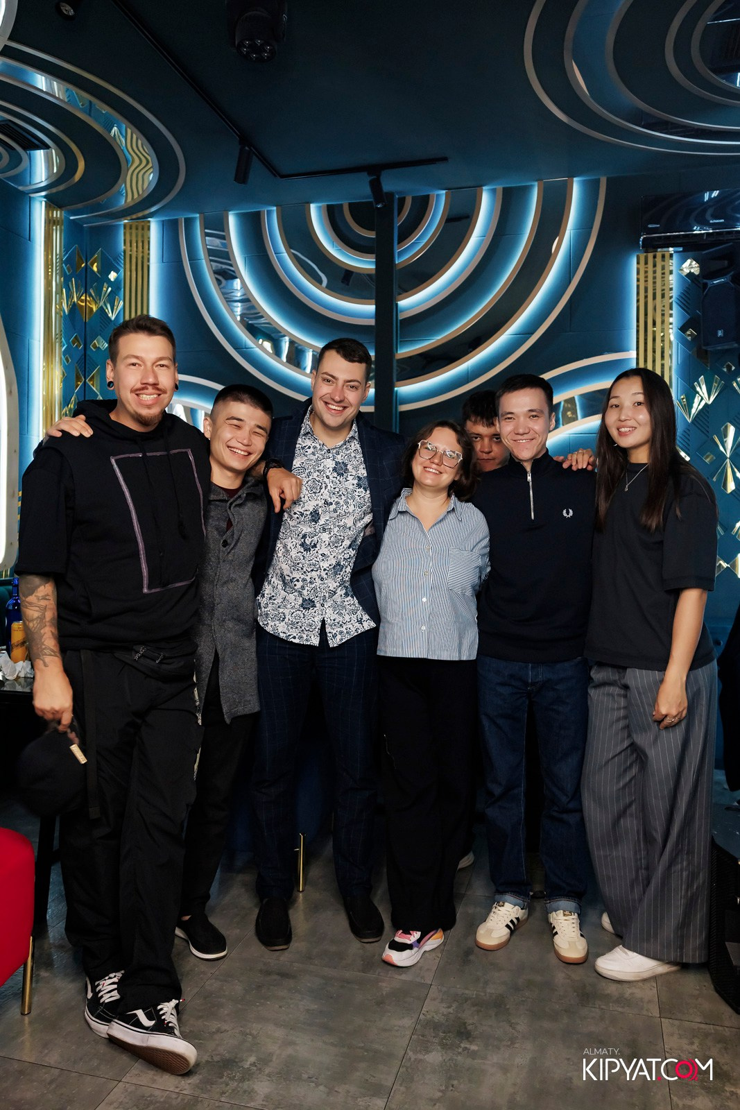 ЗАЯ, НА БИС. КИПЯТКОМ АЛМАТЫ!