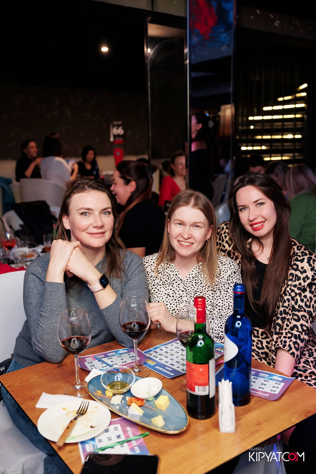 МУЗЫКАЛЬНОЕ ЛОТО В HIT RETRO. КИПЯТКОМ АЛМАТЫ! Фотосъемка мероприятий в Алматы