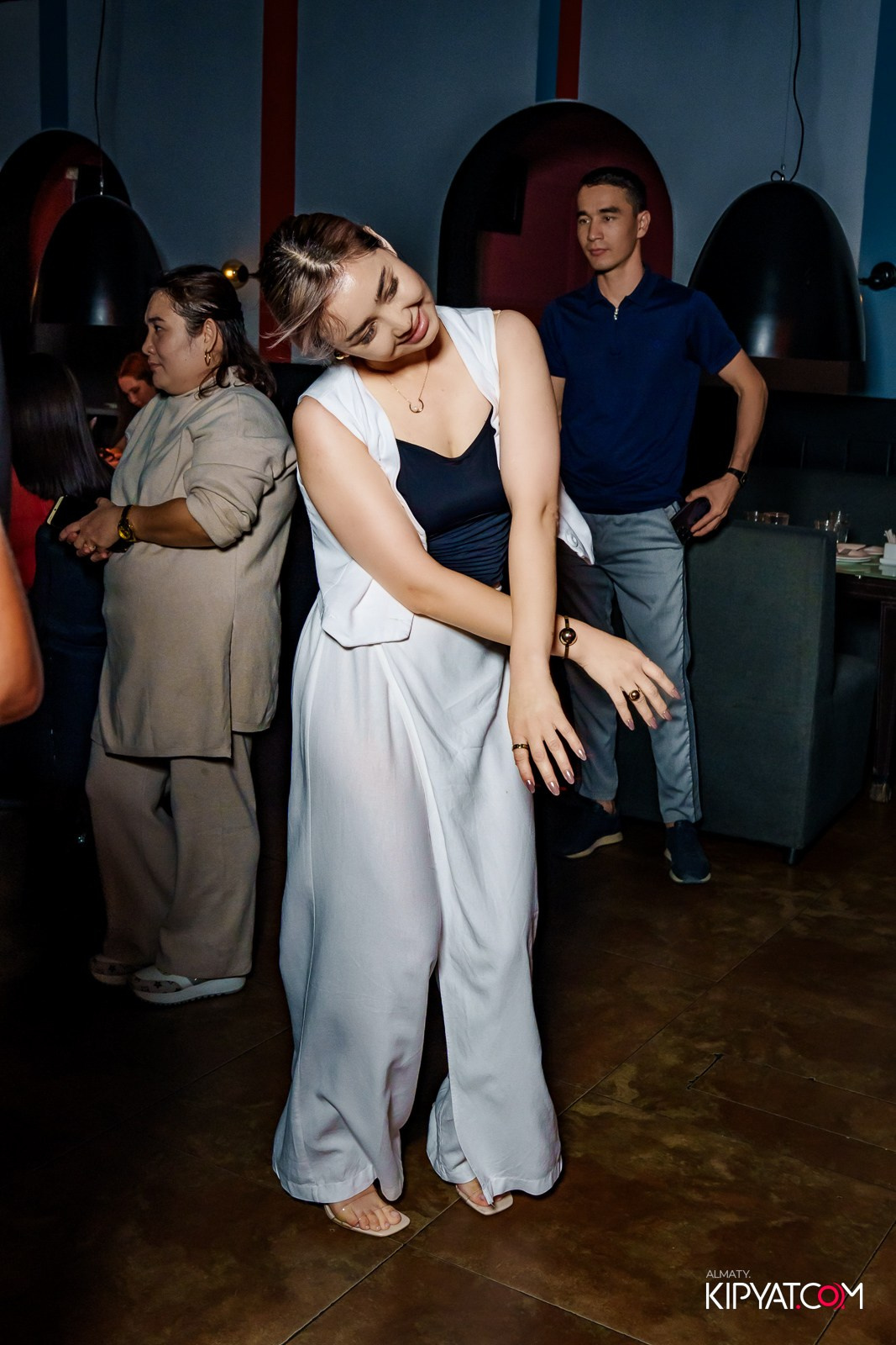 ARAGOSTA DISCO BAR. КИПЯТКОМ АЛМАТЫ!