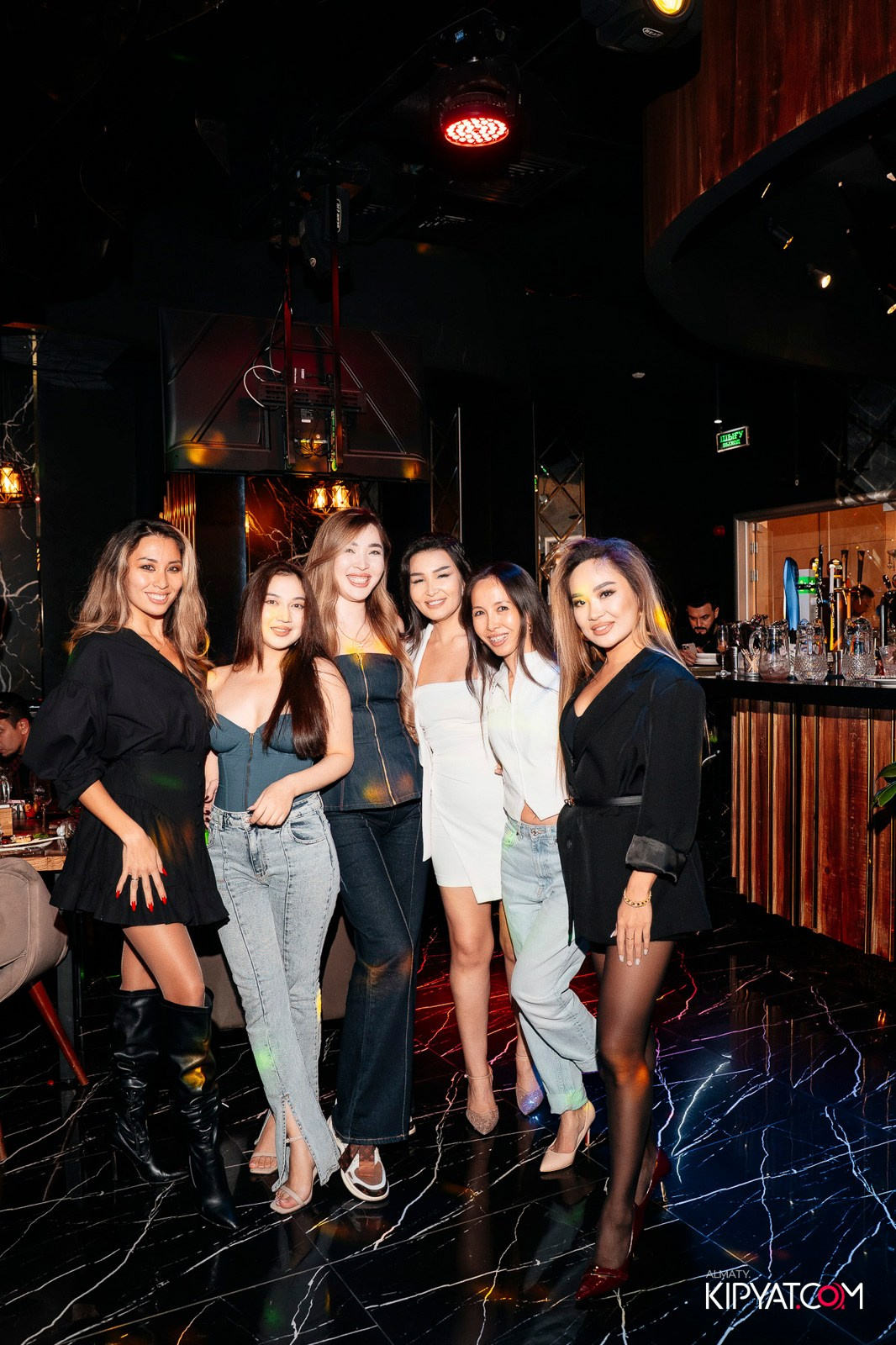 KARAOKE BATTLE В MOOD KARAOKE & TERRACE. КИПЯТКОМ АЛМАТЫ!