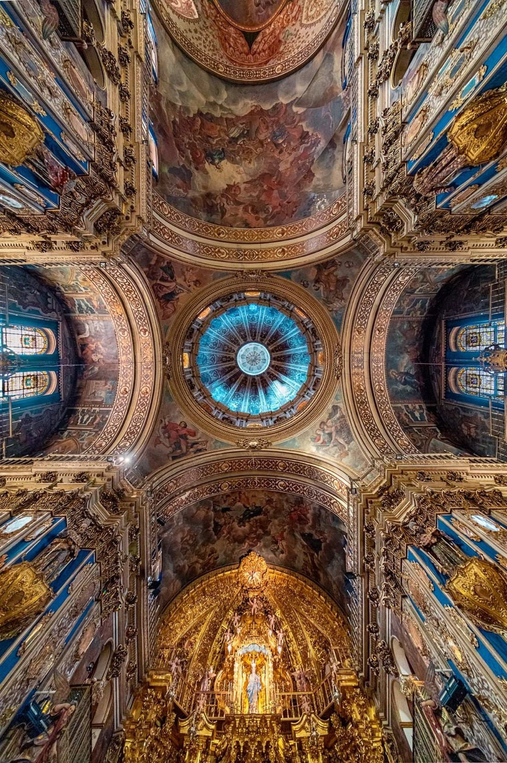 Look Up. Вадим Щербаков | архитектурный фотограф