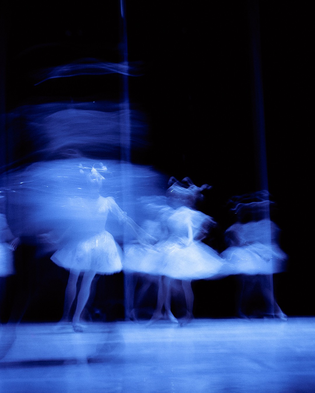 Pubblicità. Fotografo a Mosca con un’atmosfera notturna di foto