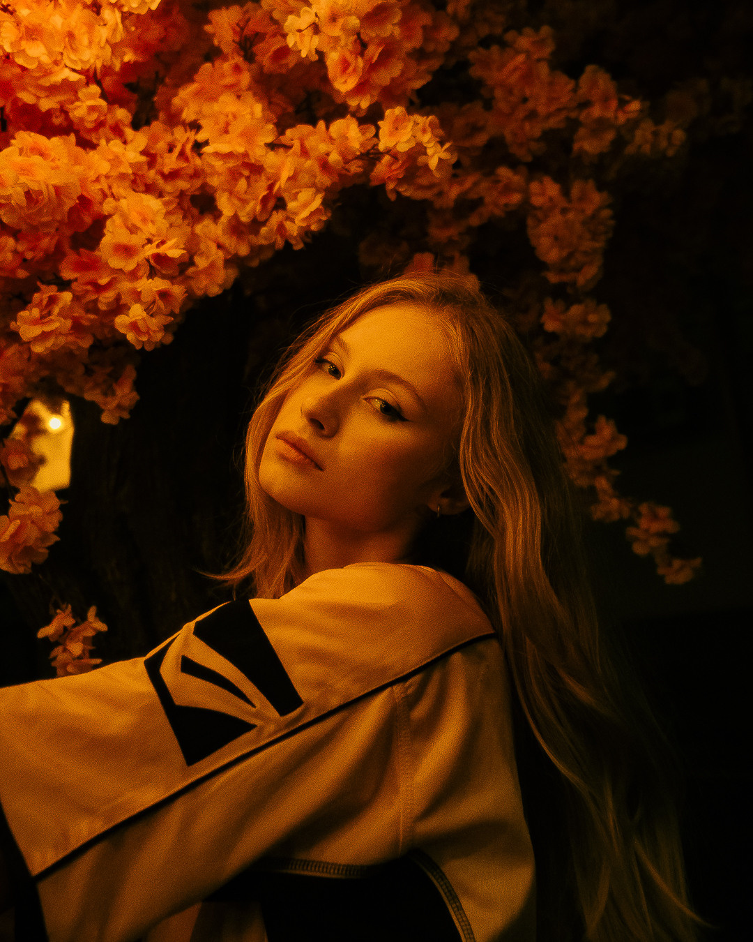 Individuali di ripresa. Fotografo a Mosca con un’atmosfera notturna di foto