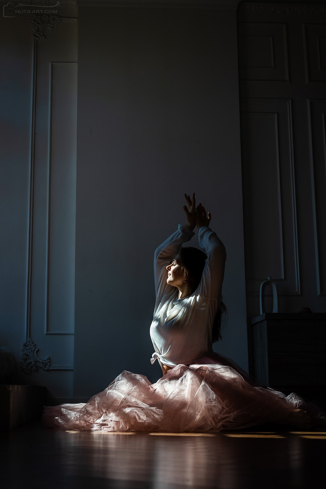 ЖЕНСКИЕ. NUTA ART - photo-video creator