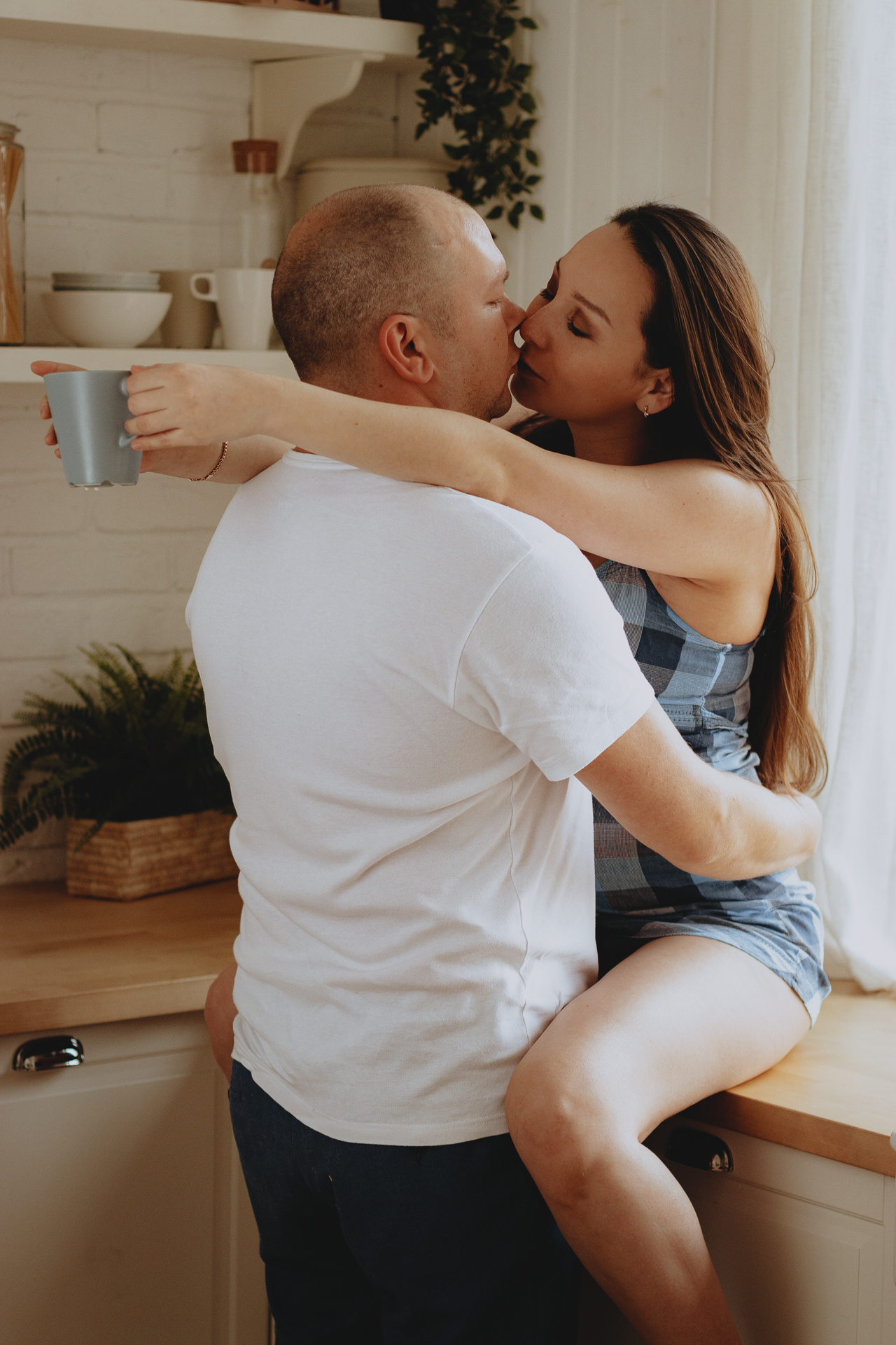 Фотосессия для беременных в студии