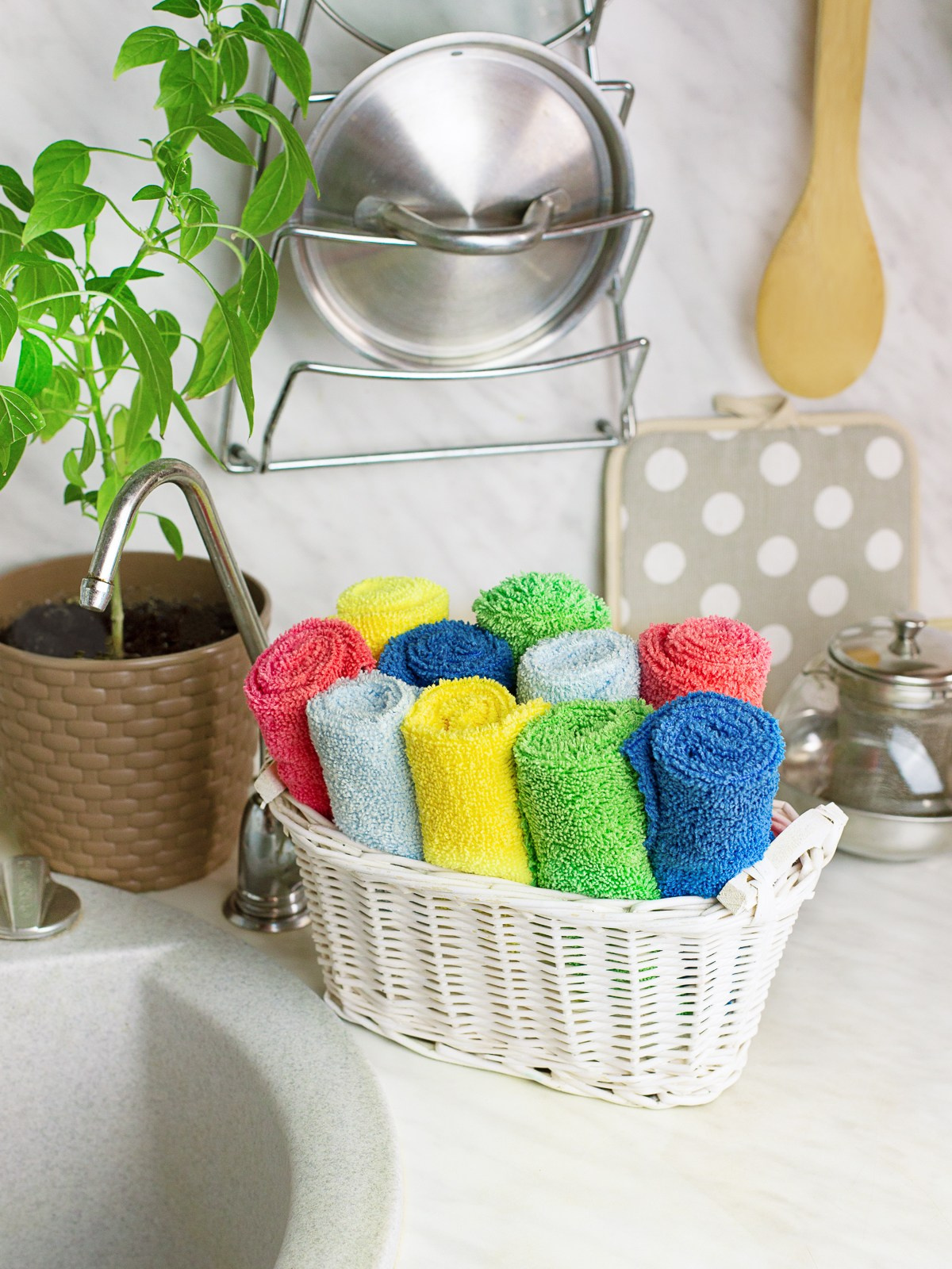 Хоз. товары- Спорт_игрушки. Фотограф СПб Юлия Ерошевская, предметный фотограф