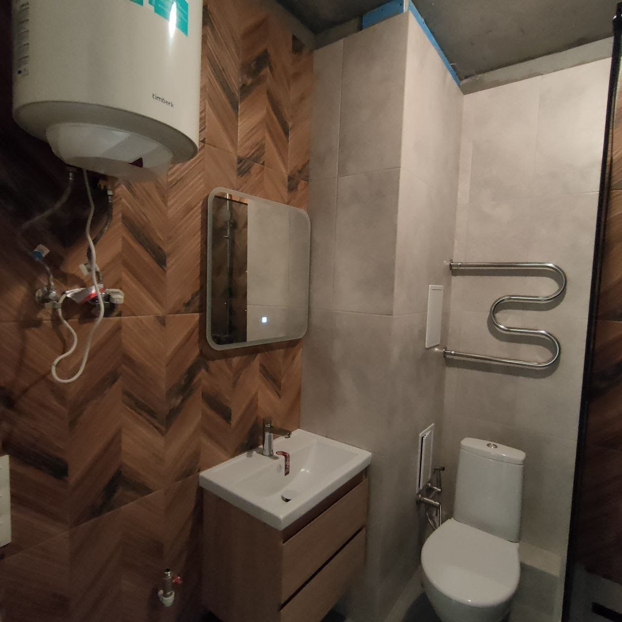 Ванная комната (ул. Сабира Ахтямова д. 1к1). Ремонт санузла, туалета, ванной под ключ в Казани. Укладка плитки