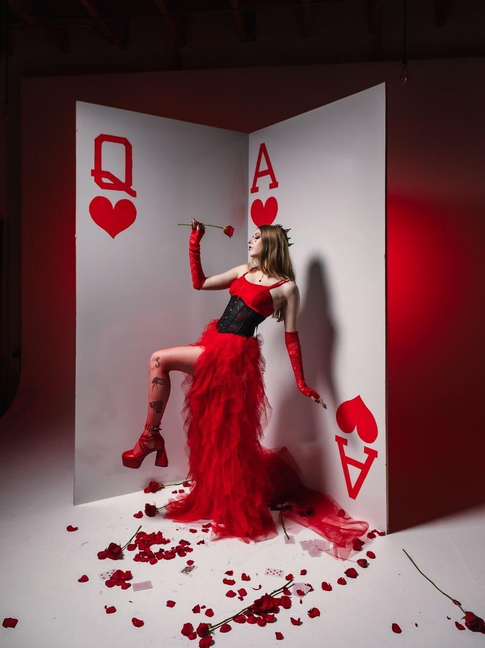 Карты. Фотограф для маркетплейсов Михаил Бове