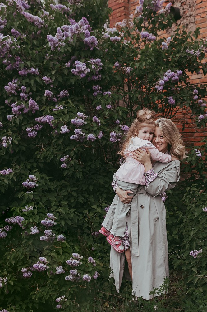 Мама и дочка в сирени!). Катя Сидор — фотограф в Москве