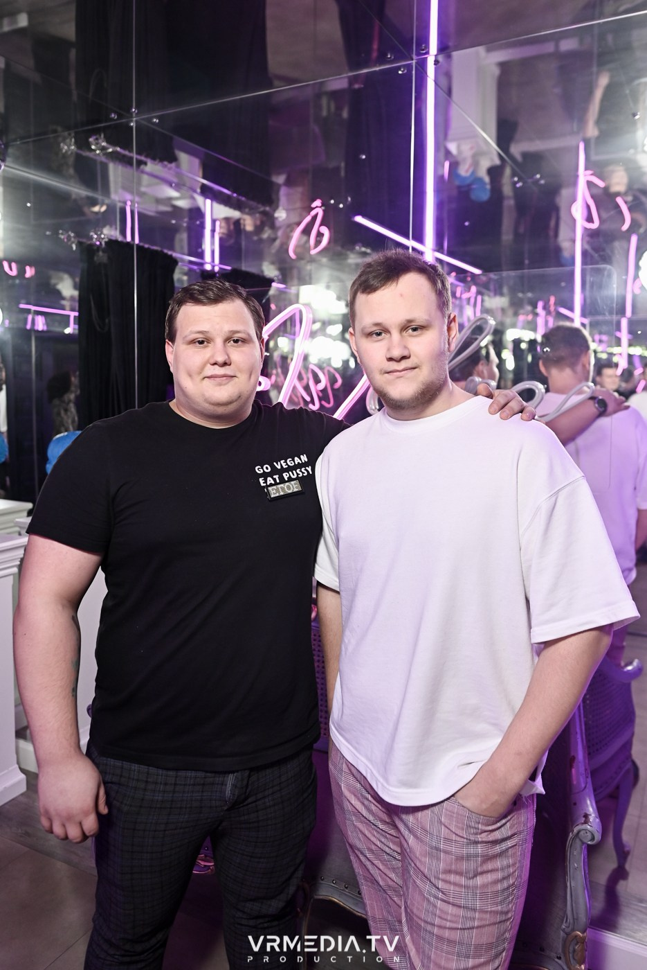 DISCO 00’S в караоке-баре «Volna»