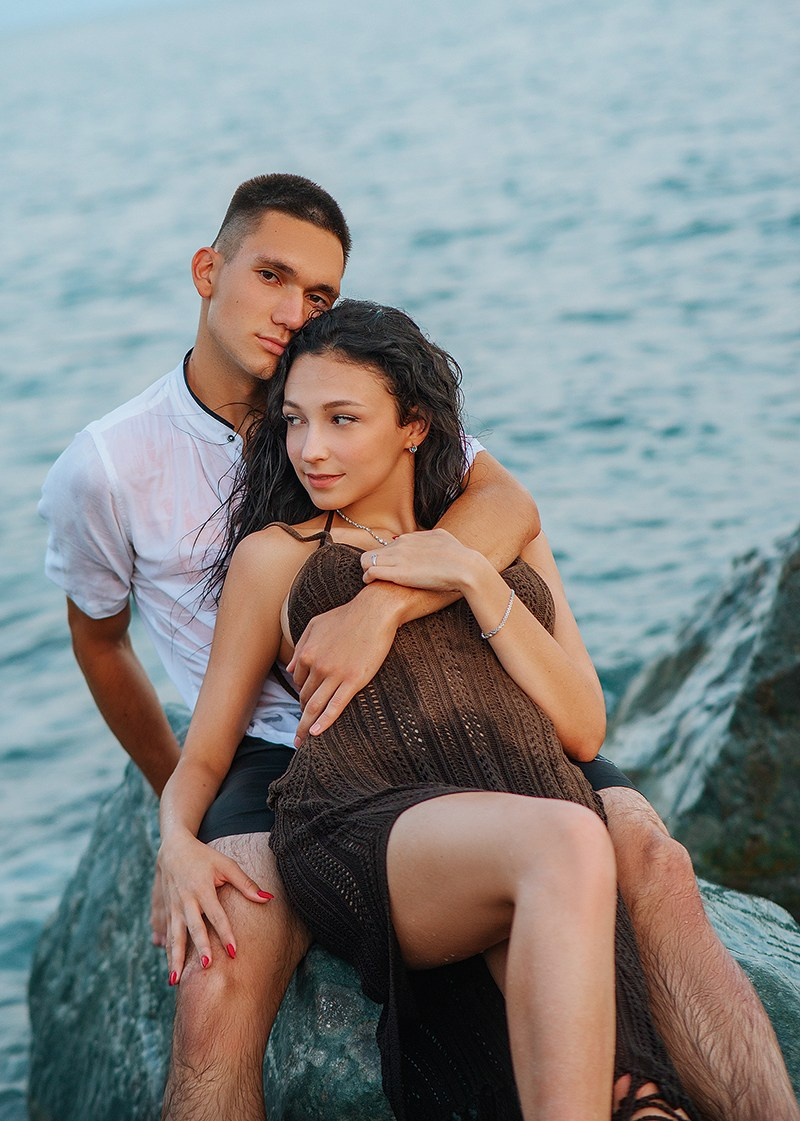 Love Story в Адлере, Сириусе. Фотограф в Адлере, Сириусе, Красной Поляне — лавстори, семейные и индивидуальные фотосессии