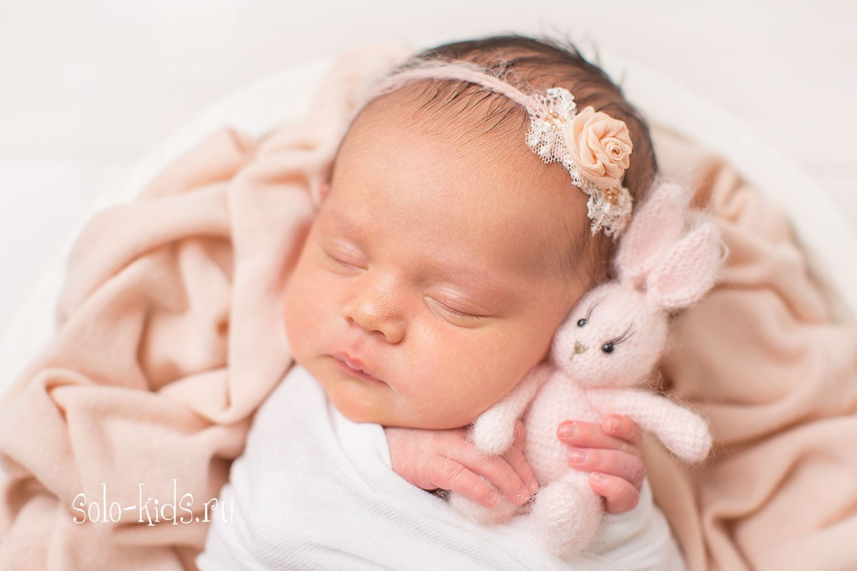 Фотосессия новорожденной Варвары. Фотограф новорожденных в Екатеринбурге Анастасия Быдзина