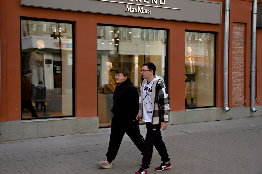 Стрит съемка на ул. Вайнера. Фотограф Екатеринбург Екатерина Красноперова