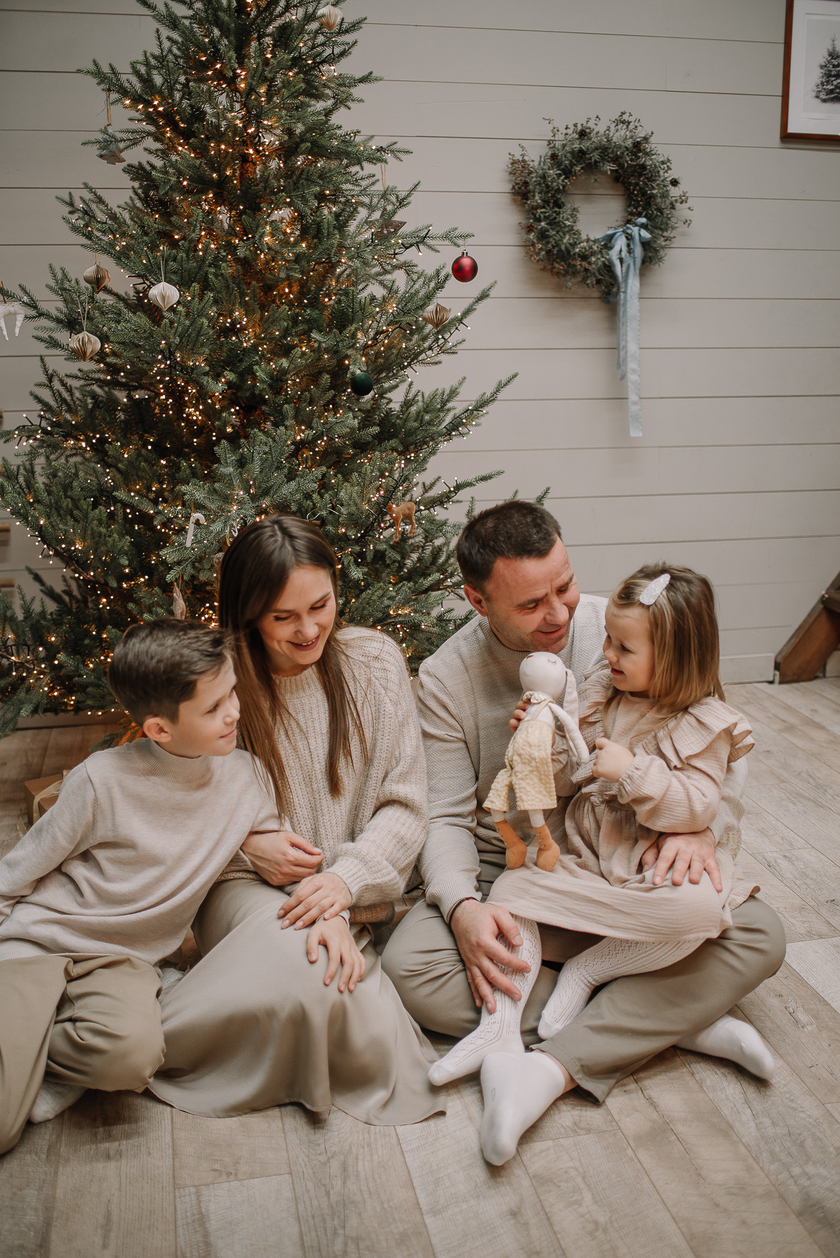 Happy Family_Юра, Наташа, Стас и Анечка. Свадебный и семейный фотограф в Минске Яна Новак