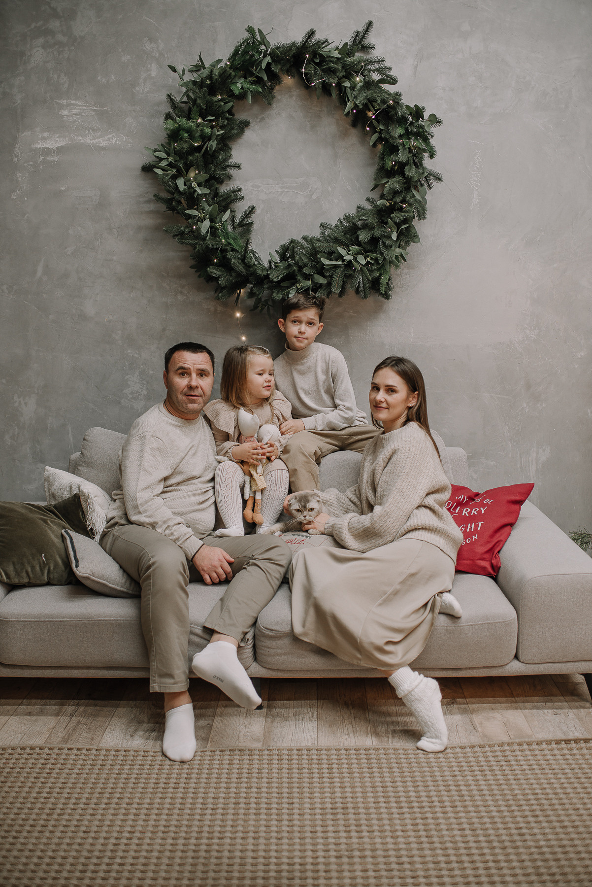 Happy Family_Юра, Наташа, Стас и Анечка. Свадебный и семейный фотограф в Минске Яна Новак