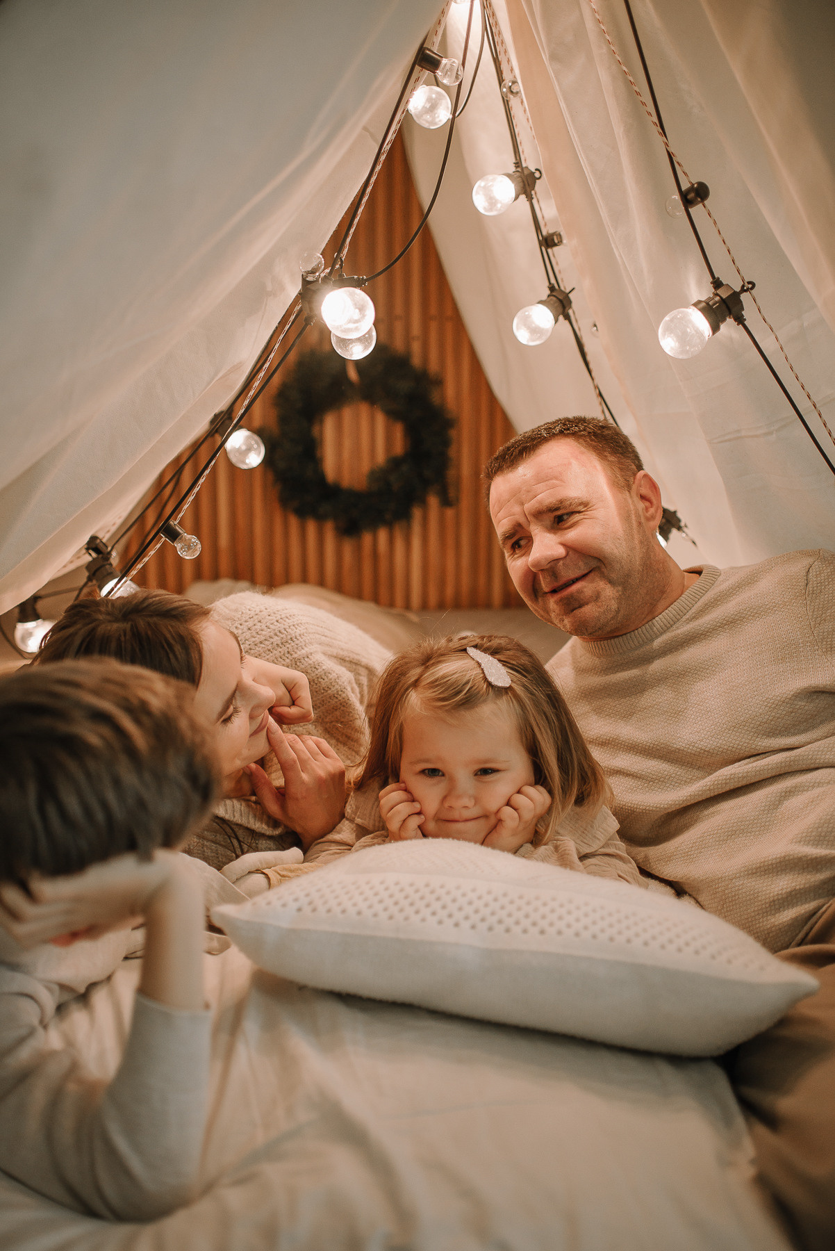 Happy Family_Юра, Наташа, Стас и Анечка. Свадебный и семейный фотограф в Минске Яна Новак