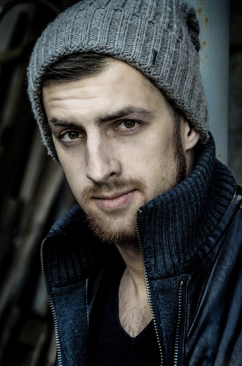 МУЖСКОЙ ПОРТРЕТ. Фотограф Юля Юнг