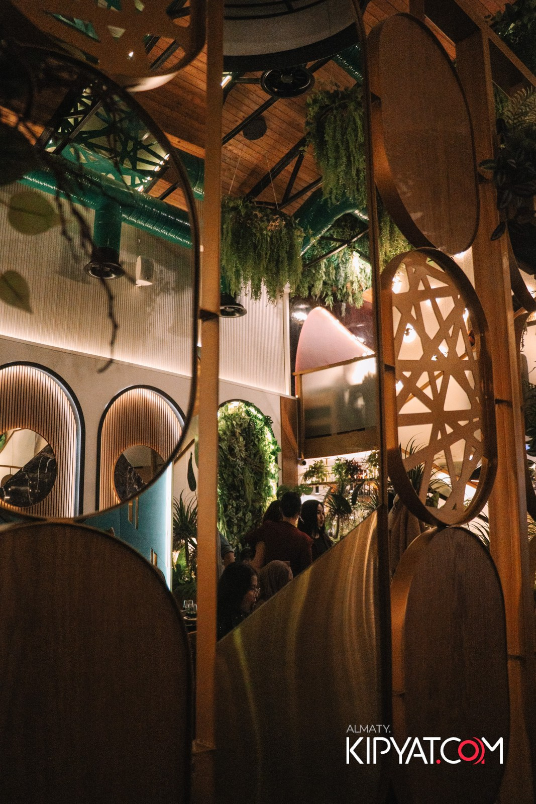 MODI RESTORANCHIK. КИПЯТКОМ АЛМАТЫ!