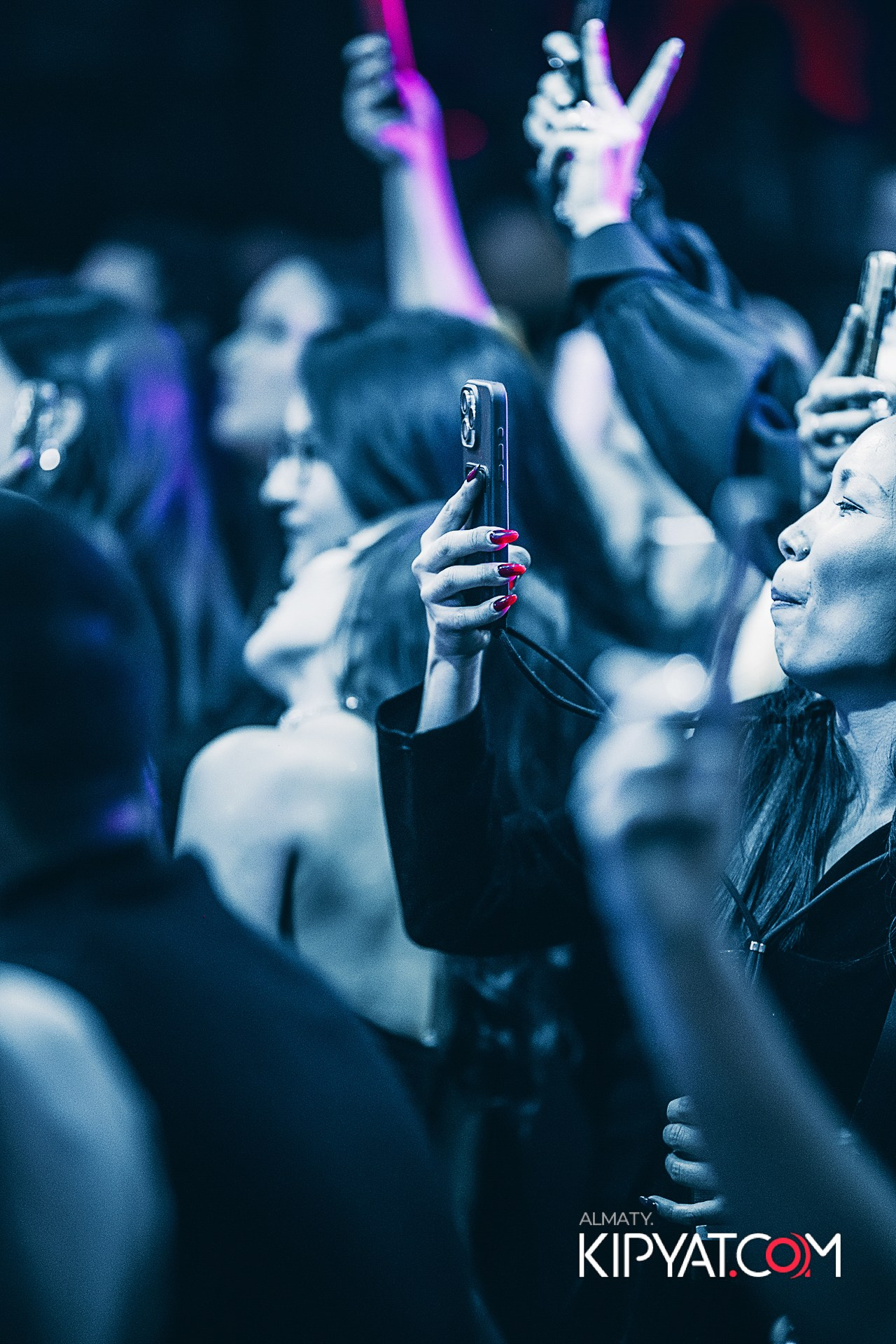 SANTA BARBARA — ВЫСТУПЛЕНИЕ ГРУППЫ REFLEX. КИПЯТКОМ АЛМАТЫ!