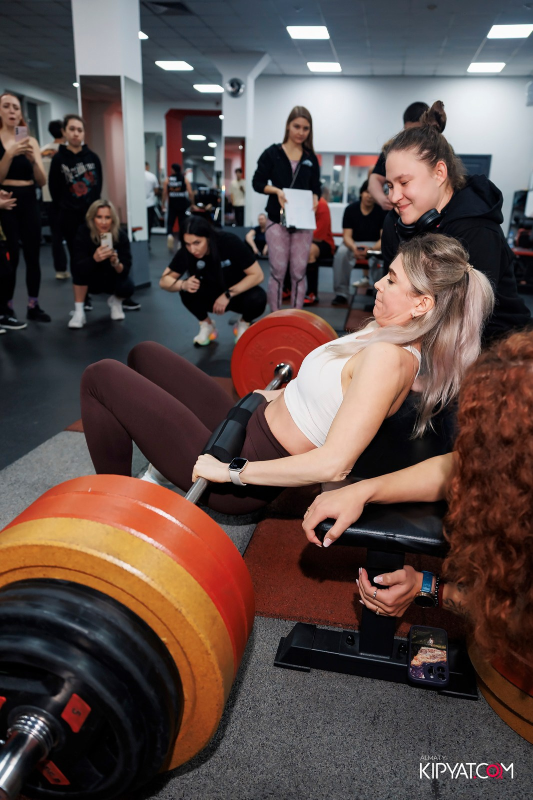 ДЕНЬ РОЖДЕНИЯ ТРЕНАЖЕРНОГО ЗАЛА MIND OF BODY. КИПЯТКОМ АЛМАТЫ! Фотосъемка мероприятий в Алматы