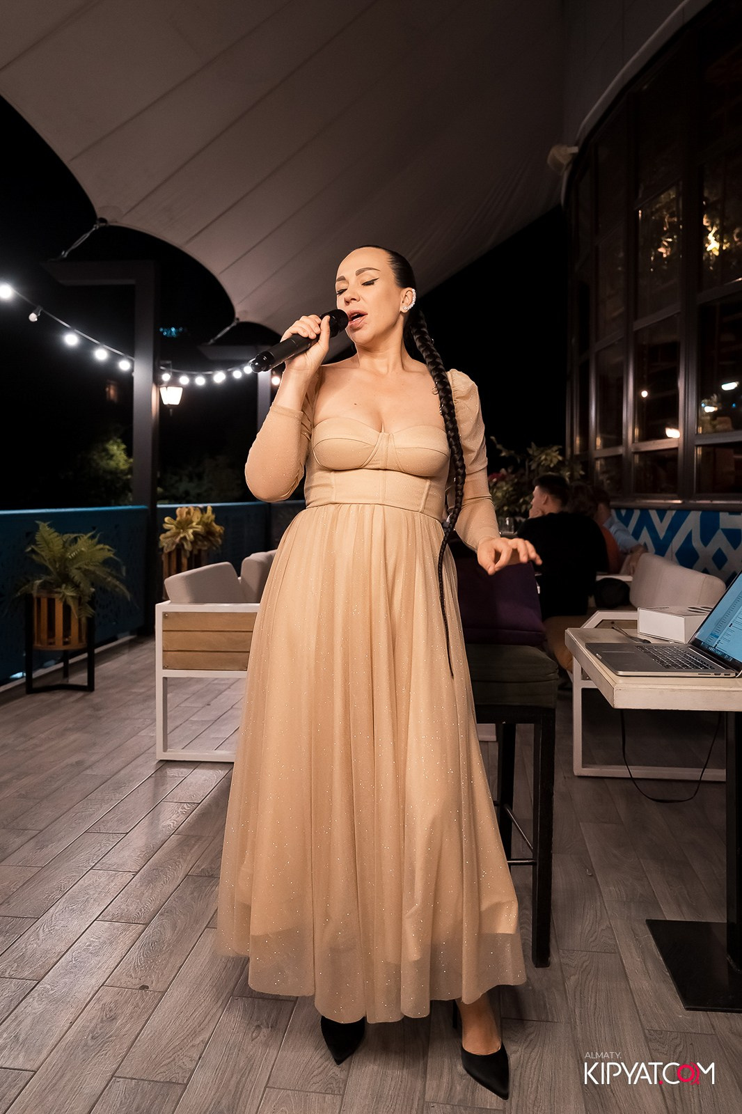 РЕСТОРАН ЛАРИСС ИВАННУ ХАЧУ. КИПЯТКОМ АЛМАТЫ!